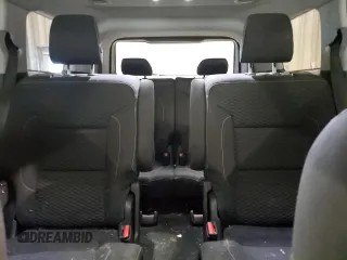 2017 GMC Acadia SLE z VIN 1GKKNSLSXHZ300594, wystawiony jako Copart lot #47417535 z przebiegiem 86 421 mil mil oraz Szkody całkowita. Historia ofert i sprzedaży dostępna na DreamBid. Obrazek 10.