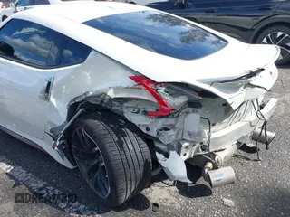 2017 Nissan 370Z with VIN JN1AZ4EH4HM950062, listed as a IAAI auction lot 39140973 with 86,259 mi miles. Bid and sale history available at carsss.com. Image 6.