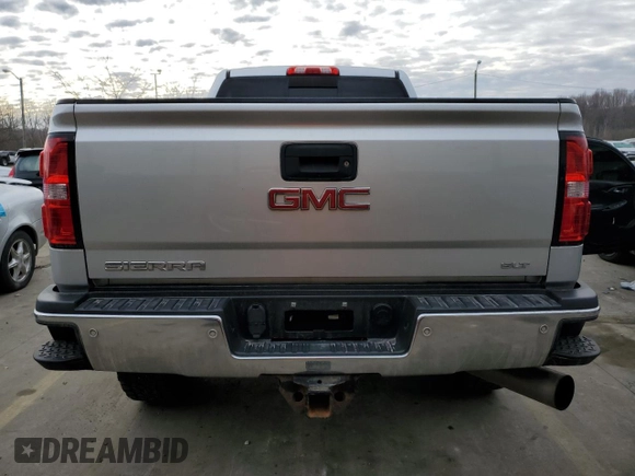 2016 GMC Sierra 2500HD SLT z VIN 1GT12TE87GF116544, wystawiony jako Copart lot #42917685 z przebiegiem 119 882 mil mil oraz Szkoda całkowita • Salvage title. Historia ofert i sprzedaży dostępna na DreamBid. Obrazek 6.