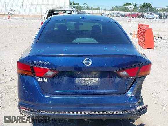 2020 Nissan Altima S with VIN 1N4BL4BV3LC232567, listed as a IAAI auction lot 39725803 with 119,540 mi miles and . Bid and sale history available at DreamBid. Image 16.