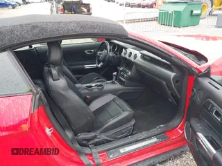 2022 Ford Mustang EcoBoost z VIN 1FATP8UH5N5115670, wystawiony jako IAAI lot #42216350 z przebiegiem 73 705 mil mil oraz . Historia ofert i sprzedaży dostępna na DreamBid. Obrazek 5.