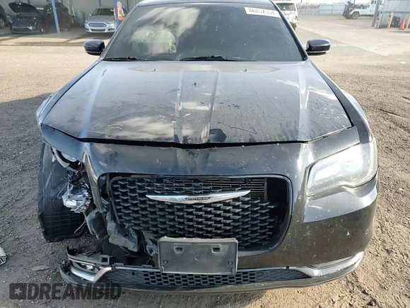 2018 Chrysler 300 with VIN 2C3CCAGG9JH141454, listed as a Copart auction lot 86857554 with 91,642 mi miles and Salvage Title. Bid and sale history available at carsss.com. Image 11.