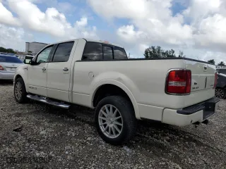 2007 Lincoln Mark LT with VIN 5LTPW18537FJ07941, listed as a Copart auction lot 85430184 with 125,320 mi miles and Clean Title. Bid and sale history available at carsss.com. Image 2.