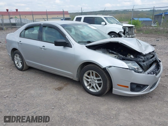 2012 Ford Fusion S with VIN 3FAHP0GA3CR127140, listed as a IAAI auction lot 42127986 with 83,447 mi miles and . Bid and sale history available at carsss.com. Image 1.