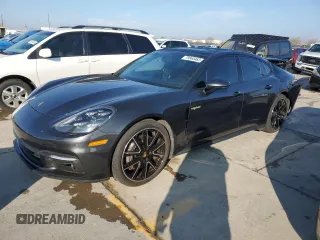 2018 Porsche Panamera 4 E-Hybrid z VIN WP0AE2A75JL176524, wystawiony jako Copart lot #79860463 z przebiegiem 35 306 mil mil oraz . Historia ofert i sprzedaży dostępna na DreamBid. Obrazek 1.