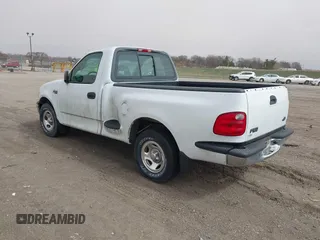 2001 Ford F-150 XL with VIN 2FTZF07221CA52446, listed as a IAAI auction lot 41836765 with 1 mi miles. Bid and sale history available at carsss.com. Image 3.