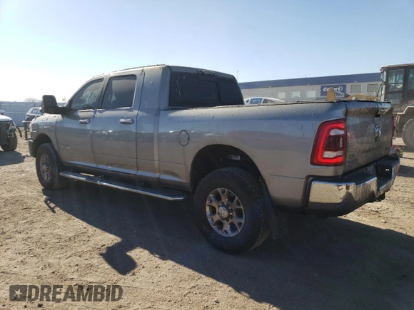 2024 Ram 2500 Laramie z VIN 3C6UR5NL9RG215545, wystawiony jako Copart lot #42339095 z przebiegiem 28 304 mil mil oraz Szkoda całkowita • Salvage title. Historia ofert i sprzedaży dostępna na DreamBid. Obrazek 2.