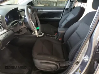 2018 Hyundai Elantra SEL z VIN 5NPD84LF3JH378206, wystawiony jako Copart lot #56584195 z przebiegiem 67 827 mil mil oraz Szkoda całkowita • Salvage title. Historia ofert i sprzedaży dostępna na DreamBid. Obrazek 7.