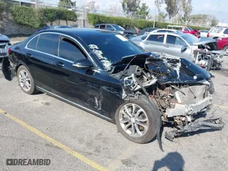 2015 Mercedes-Benz C-Class C 300 with VIN 55SWF4JB9FU058522, listed as a IAAI auction lot 41446546 with 1 mi miles. Bid and sale history available at carsss.com. Image 1.