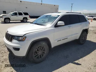 2017 Jeep Grand Cherokee Altitude with VIN 1C4RJFAG8HC625078, listed as a Copart auction lot 60231855 with 136,944 mi miles and Salvage title. Bid and sale history available at DreamBid. Image 1.