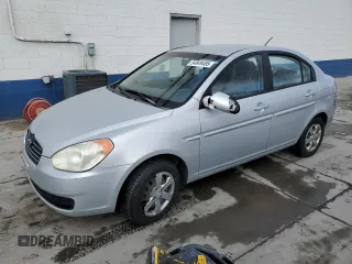 2009 Hyundai Accent Auto GLS z VIN KMHCN46CX9U296900, wystawiony jako Copart lot #54849485 z przebiegiem 192 030 mil mil oraz Szkoda całkowita • Salvage title. Historia ofert i sprzedaży dostępna na DreamBid. Obrazek 1.