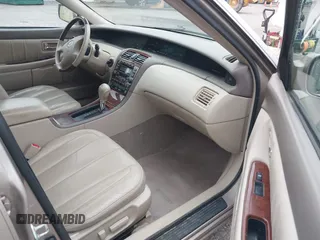2004 Toyota Avalon XL with VIN 4T1BF28B84U351869, listed as a IAAI auction lot 42167723 with 114,180 mi miles and . Bid and sale history available at carsss.com. Image 5.