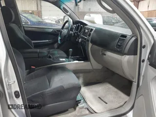 2004 Toyota 4Runner SR5 with VIN JTEBU14R340039078, listed as a IAAI auction lot 42354401 with 319,757 mi miles and . Bid and sale history available at DreamBid. Image 5.
