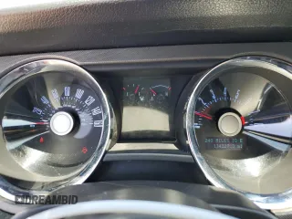2011 Ford Mustang V6 с VIN 1ZVBP8EM2B5159443, выставлен на аукционе Copart как лот 58495155 с пробегом 114 327 миль миль и Списание • Salvage title. История ставок и продаж доступна на DreamBid. Изображение 9.