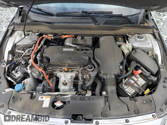 2018 Honda Accord Touring z VIN 1HGCV3F95JA008081, wystawiony jako Copart lot #49381315 z przebiegiem 75 219 mil mil oraz Szkoda całkowita • Salvage title. Historia ofert i sprzedaży dostępna na DreamBid. Obrazek 11.