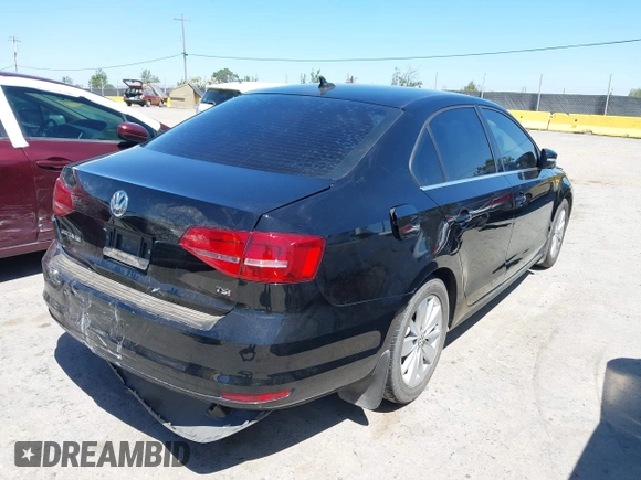 2015 Volkswagen Jetta SE with VIN 3VWD17AJ9FM298291, listed as a IAAI auction lot 42543981 with 138,425 mi miles and . Bid and sale history available at DreamBid. Image 4.