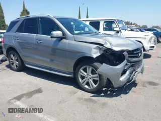 2014 Mercedes-Benz M 350 with VIN 4JGDA5JB6EA438482, listed as a IAAI auction lot 42520242 with 102,975 mi miles and . Bid and sale history available at DreamBid. Image 1.