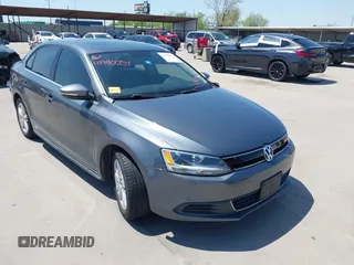 2013 Volkswagen Jetta Sedan Hybrid SE with VIN 3VW637AJ9DM228757, listed as a IAAI auction lot 41990054 with 176,365 mi miles. Bid and sale history available at carsss.com. Image 1.