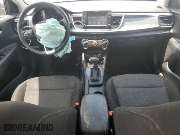2020 Kia Rio S with VIN 3KPA24AD6LE349327, listed as a Copart auction lot 58131324 with 61,298 mi miles and Salvage Title. Bid and sale history available at carsss.com. Image 8.