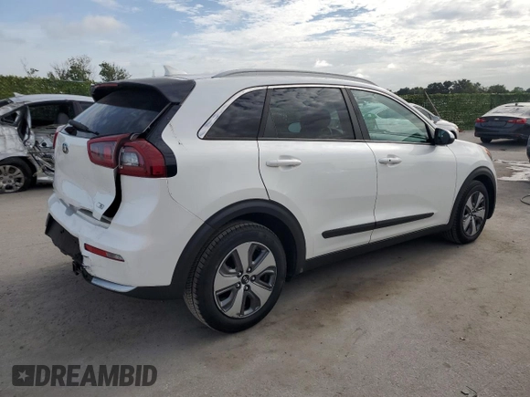 2018 Kia Niro FE with VIN KNDCB3LC3J5188466, listed as a Copart auction lot 63920144 with 83,612 mi miles and Salvage Title. Bid and sale history available at carsss.com. Image 3.