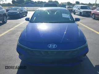2024 Hyundai Elantra SEL с VIN KMHLS4DG6RU815603, выставлен на аукционе IAAI как лот 42299061 с пробегом 1 193 миль миль и . История ставок и продаж доступна на DreamBid. Изображение 12.