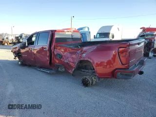 2020 Chevrolet Silverado 3500HD High Country z VIN 1GC4YVEY8LF298403, wystawiony jako Copart lot #55277085 z przebiegiem 103 960 mil mil oraz Szkody całkowita. Historia ofert i sprzedaży dostępna na DreamBid. Obrazek 2.