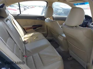 2008 Honda Accord EX-L z VIN 1HGCP36818A035886, wystawiony jako IAAI lot #42063672 z przebiegiem 172 953 mil mil oraz . Historia ofert i sprzedaży dostępna na DreamBid. Obrazek 8.