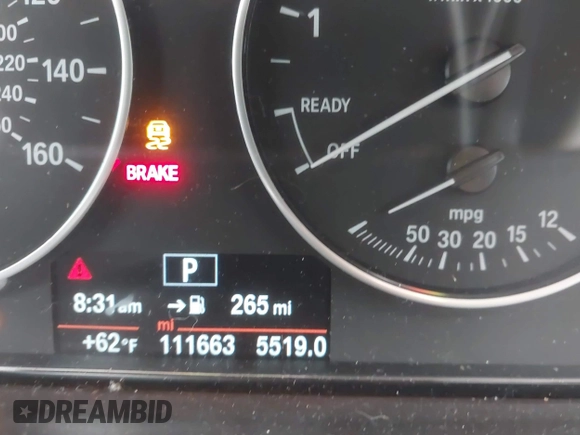 2015 BMW 3 Series 320i xDrive с VIN WBA3C3G55FNS73435, выставлен на аукционе IAAI как лот 42133912 с пробегом 111 663 миль миль и . История ставок и продаж доступна на DreamBid. Изображение 7.