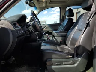 2008 Chevrolet Suburban LT w/2LT with VIN 3GNFK163X8G181070, listed as a Copart auction lot 53097755 with 232,127 mi miles and Salvage Title. Bid and sale history available at carsss.com. Image 7.