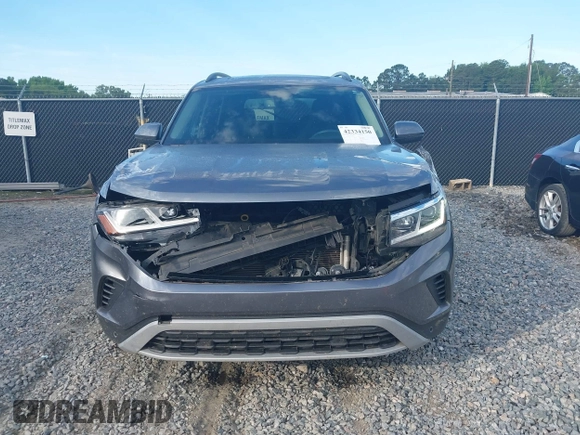 2022 Volkswagen Atlas SE with VIN 1V2JR2CA6NC518824, listed as a IAAI auction lot 42334150 with 88,184 mi miles and . Bid and sale history available at DreamBid. Image 12.