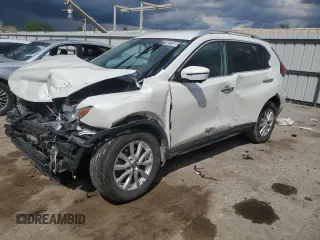 2017 Nissan Rogue SV z VIN KNMAT2MV0HP521381, wystawiony jako Copart lot #55346615 z przebiegiem 82 108 mil mil oraz Szkoda całkowita • Salvage title. Historia ofert i sprzedaży dostępna na DreamBid. Obrazek 1.
