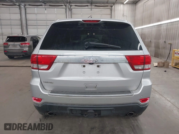 2012 Jeep Grand Cherokee Limited with VIN 1C4RJEBT0CC206480, listed as a IAAI auction lot 41902135 with 182,988 mi miles. Bid and sale history available at carsss.com. Image 16.