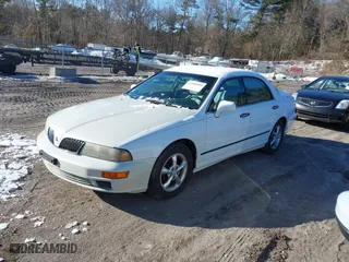 2002 Mitsubishi Diamante LS with VIN 6MMAP57P92T012204, listed as a IAAI auction lot 41590505 with 111,183 mi miles. Bid and sale history available at carsss.com. Image 2.