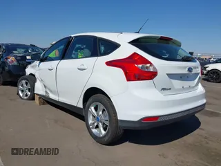 2013 Ford Focus SE with VIN 1FADP3K24DL280819, listed as a IAAI auction lot 41991923 with 228,158 mi miles. Bid and sale history available at carsss.com. Image 3.