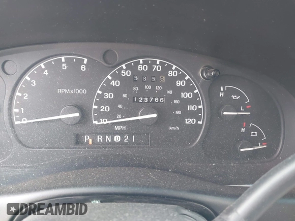 1998 Mercury Mountaineer with VIN 4M2ZU54E6WUJ22663, listed as a IAAI auction lot 42050047 with 123,766 mi miles and . Bid and sale history available at DreamBid. Image 7.