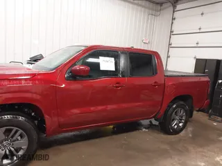 2025 Nissan Frontier PRO-4X with VIN 1N6ED1EK2SN608647, listed as a IAAI auction lot 41536731 with 3,161 mi miles. Bid and sale history available at carsss.com. Image 15.