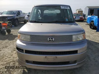 2005 Scion xB with VIN JTLKT324754022034, listed as a Copart auction lot 47303595 with 141,361 mi miles and Salvage Title. Bid and sale history available at carsss.com. Image 5.