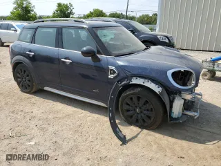 2019 MINI Countryman Cooper S with VIN WMZYT5C51K3E69438, listed as a Copart auction lot 67332214 with 42,216 mi miles and Salvage Title. Bid and sale history available at carsss.com. Image 4.