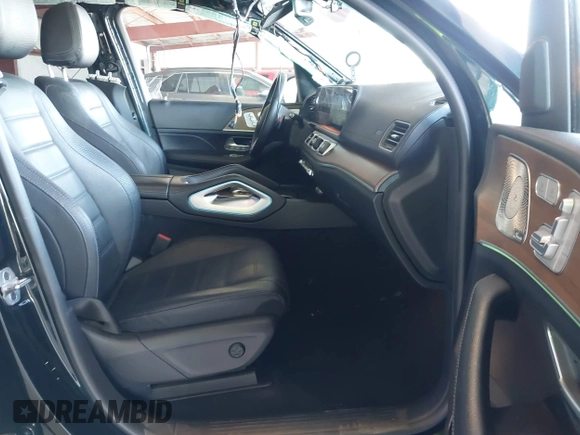 2021 Mercedes-Benz GLS 450 z VIN 4JGFF5KE5MA455372, wystawiony jako IAAI lot #42003413 z przebiegiem 73 909 mil mil oraz . Historia ofert i sprzedaży dostępna na DreamBid. Obrazek 5.