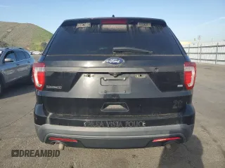 2016 Ford Police Interceptor Utility z VIN 1FM5K8AR5GGC08058, wystawiony jako Copart lot #51673255 z przebiegiem 123 955 mil mil oraz Tytuł czysty. Historia ofert i sprzedaży dostępna na DreamBid. Obrazek 6.