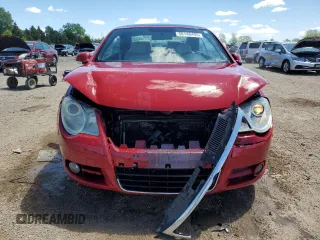 2008 Volkswagen Eos Turbo z VIN WVWBA71F28V040872, wystawiony jako Copart lot #58146495 z przebiegiem 158 657 mil mil oraz Szkoda całkowita • Salvage title. Historia ofert i sprzedaży dostępna na DreamBid. Obrazek 5.