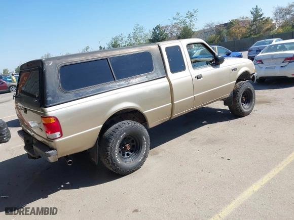1999 Ford Ranger XL with VIN 1FTYR14X9XTA59675, listed as a IAAI auction lot 41861165 with 208,928 mi miles. Bid and sale history available at carsss.com. Image 4.