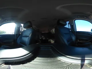 2017 Chevrolet Suburban Premier z VIN 1GNSCJKCXHR208785, wystawiony jako IAAI lot #42166963 z przebiegiem 227 249 mil mil oraz . Historia ofert i sprzedaży dostępna na DreamBid. Obrazek 18.