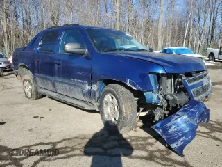 2013 Chevrolet Avalanche LS with VIN 3GNTKEE72DG221442, listed as a Copart auction lot 42138005 with 242,221 mi miles and Salvage Title. Bid and sale history available at carsss.com. Image 4.
