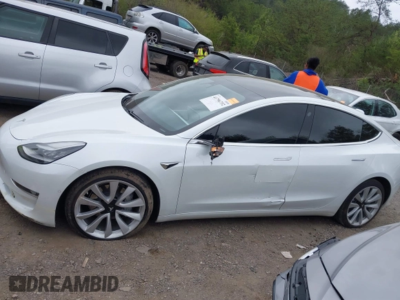 2020 Tesla Model 3 Long Range with VIN 5YJ3E1EB0LF703733, listed as a IAAI auction lot 41796732 with 75,027 mi miles. Bid and sale history available at carsss.com. Image 14.