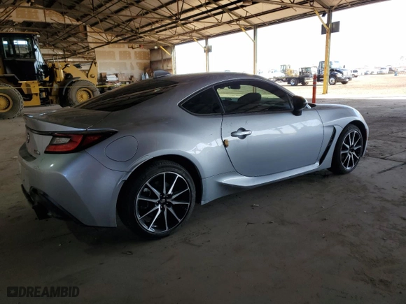 2024 Toyota GR86 with VIN JF1ZNBB17R9755378, listed as a Copart auction lot 47601375 with 6,697 mi miles and Salvage Title. Bid and sale history available at carsss.com. Image 3.