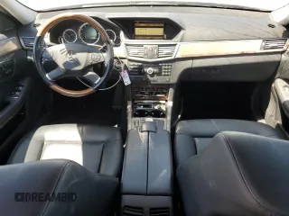 2011 Mercedes-Benz E 350 Luxury z VIN WDDHF2EB7BA381663, wystawiony jako Copart lot #56418105 z przebiegiem 122 943 mil mil oraz Szkoda całkowita • Salvage title. Historia ofert i sprzedaży dostępna na DreamBid. Obrazek 8.