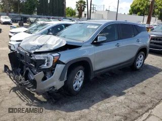 2024 GMC Terrain SLE with VIN 3GKALTEG1RL377931, listed as a Copart auction lot 51220535 with 0 mi miles and Salvage Title. Bid and sale history available at carsss.com. Image 1.