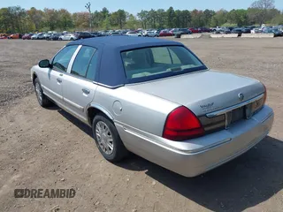 2007 Mercury Grand Marquis GS with VIN 2MEFM74V67X625848, listed as a IAAI auction lot 42178025 with 112,546 mi miles and . Bid and sale history available at DreamBid. Image 3.