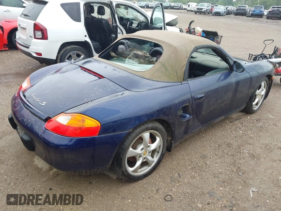 2002 Porsche Boxster with VIN WP0CA29822U622397, listed as a IAAI auction lot 42368183 with 189,696 mi miles and . Bid and sale history available at DreamBid. Image 4.